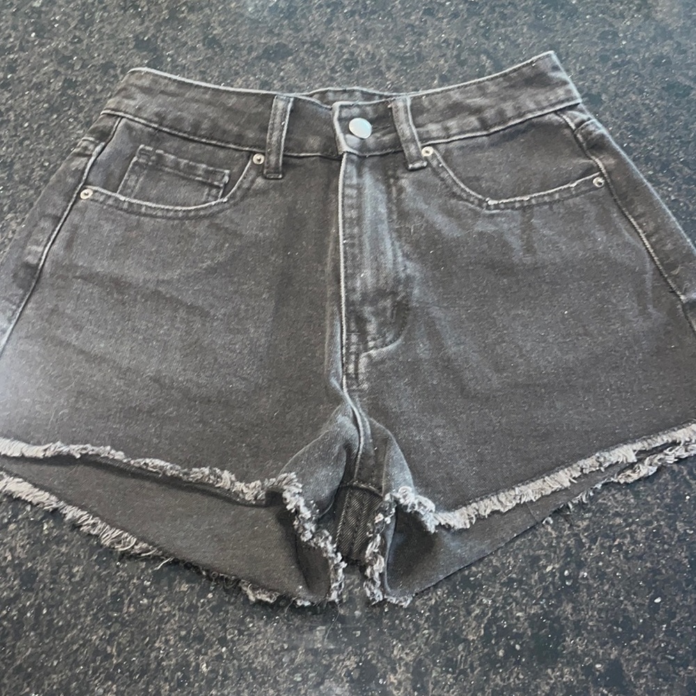 Women’s black jean short. Size 2- XS.